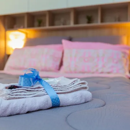 Apartment Happy House 7 Minuti Da Mxp E 30 Minuti Da Milano Busto Arsizio