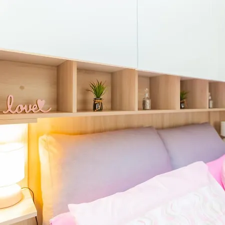 Happy House 7 Minuti Da Mxp E 30 Minuti Da Milano Apartment Busto Arsizio
